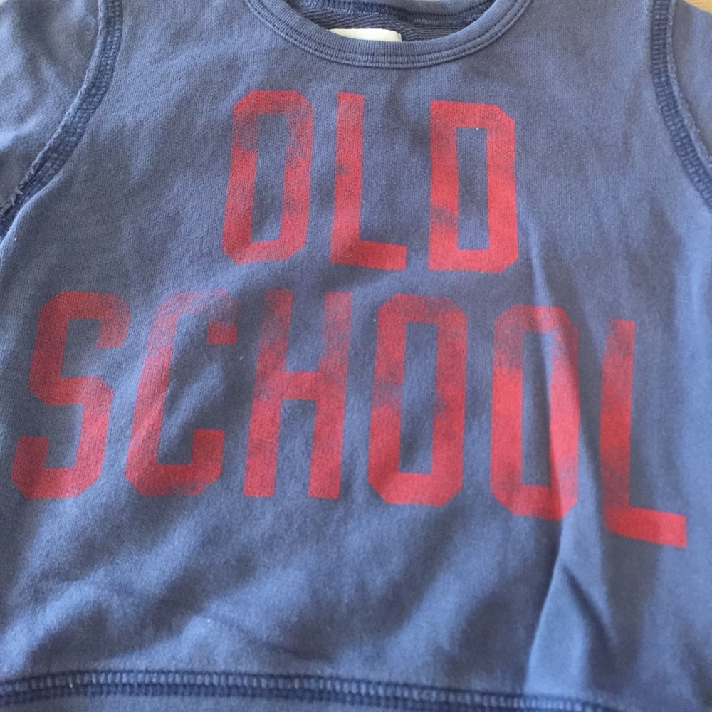 Sweatshirt - Picture 2 of 3